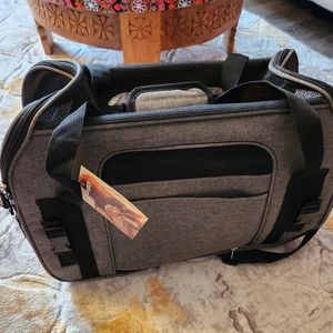 Portable travel pet crate